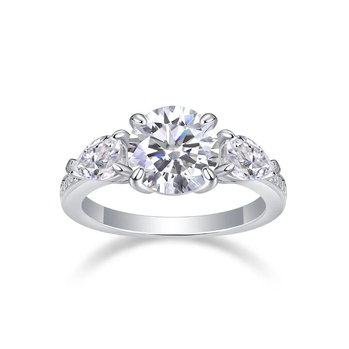 The Viienne 2-Carat Moissanite Promise Ring